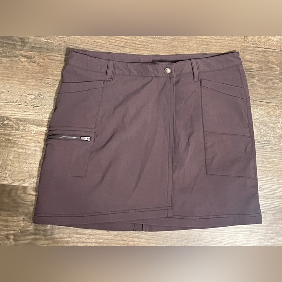 Athleta  Cargo Skort - Picture 1 of 8